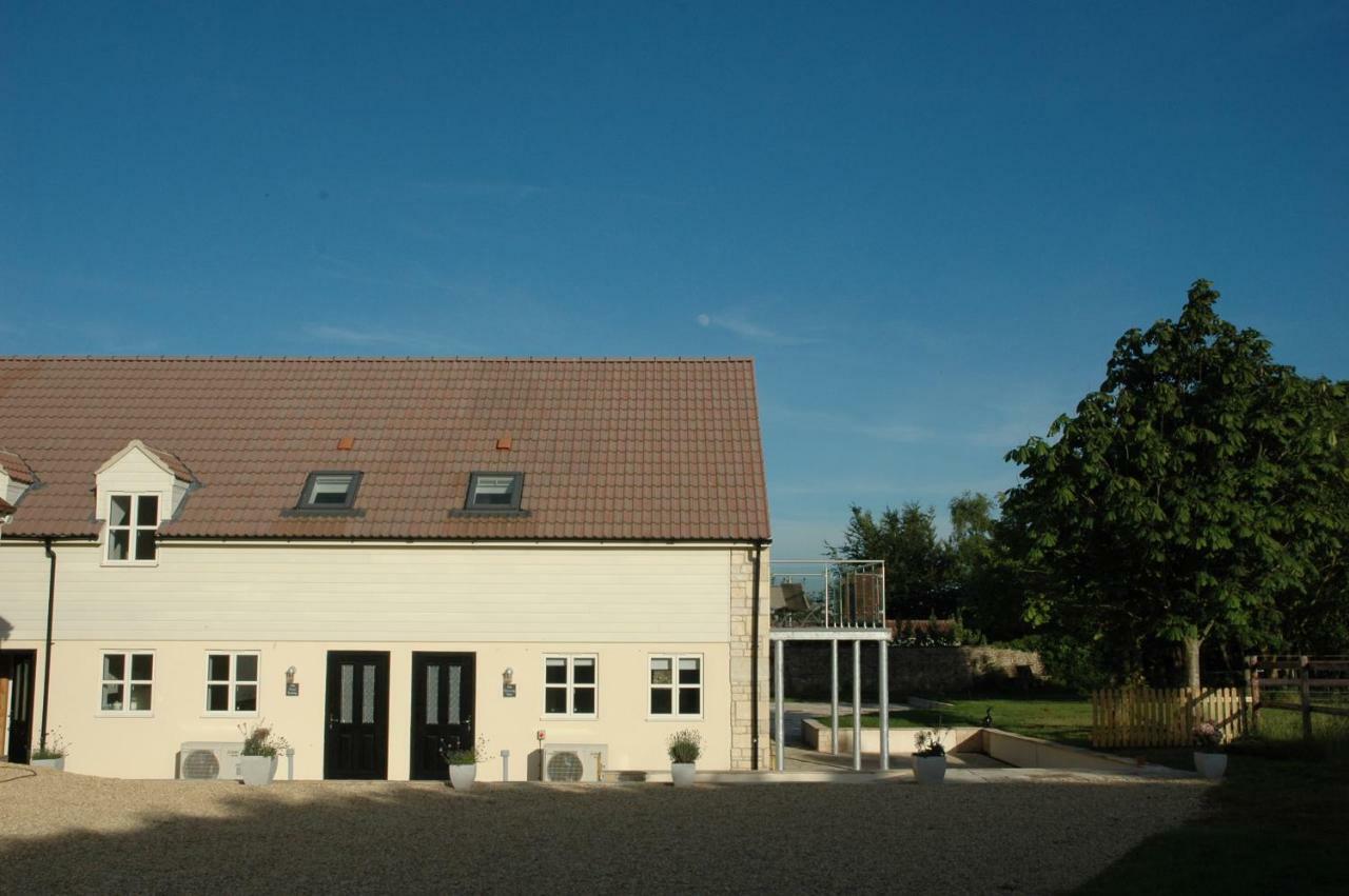 The Winning Post, Holiday home *